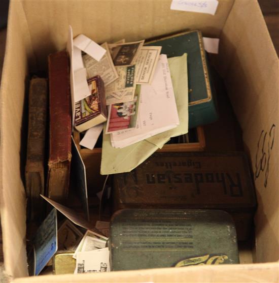 Quantity of cigarette cards